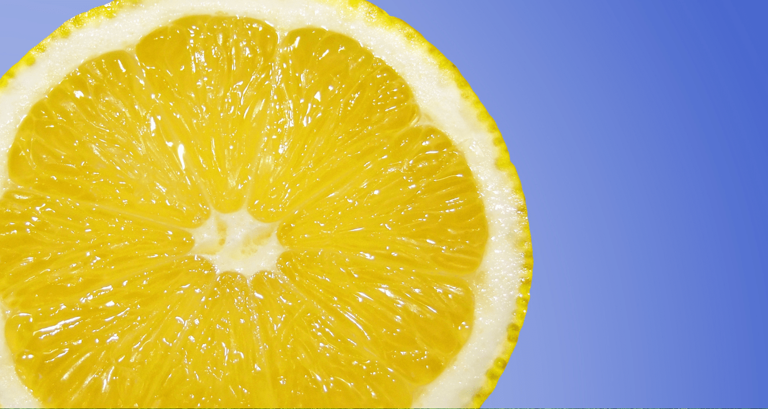 Comment enlever l'odeur d'urine de chat photo citron